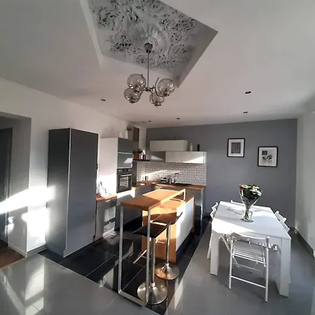 Les 20 Collines 4 A 6 Pers *